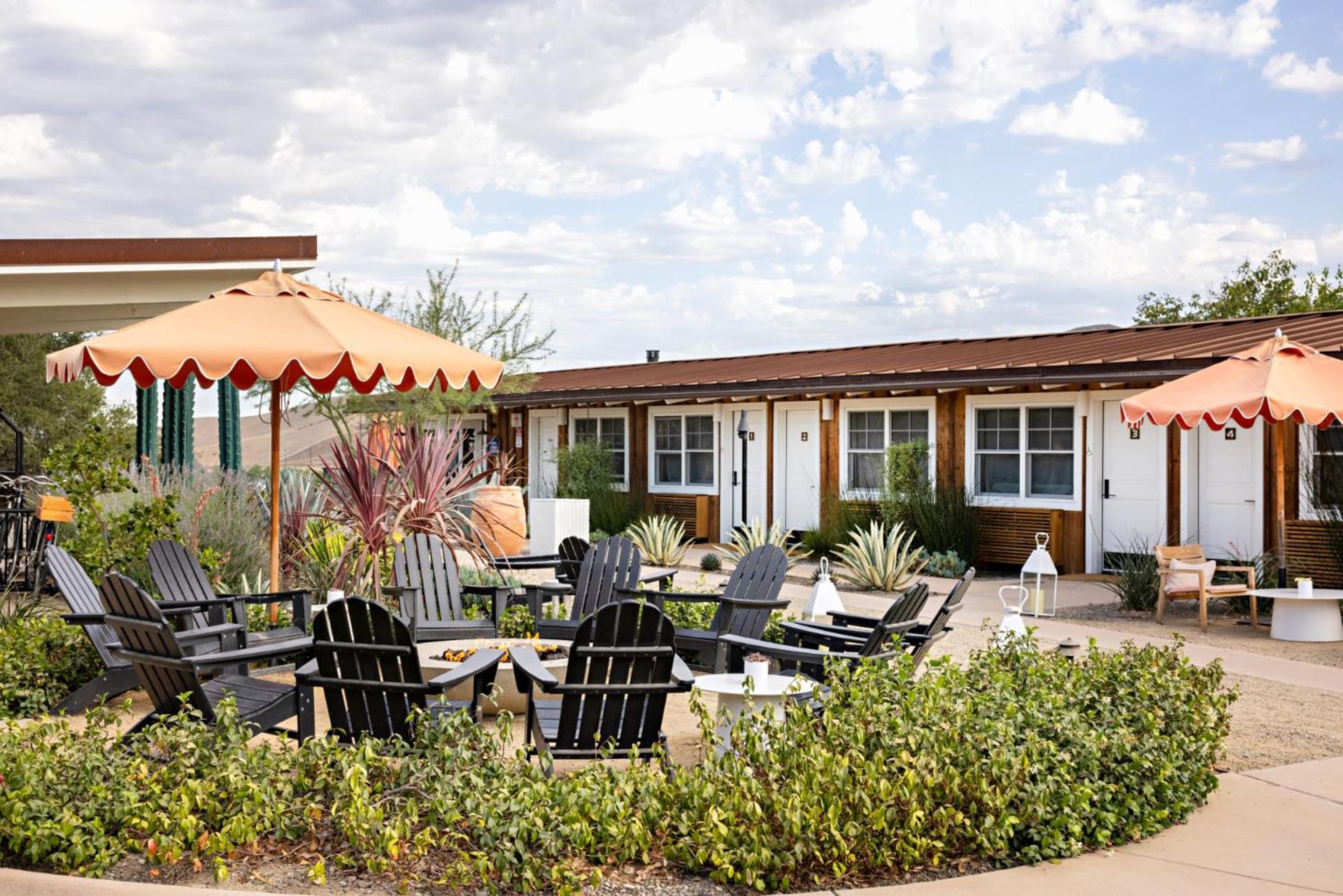 Skyview Los Alamos - 21 & Over Pool ภายนอก รูปภาพ